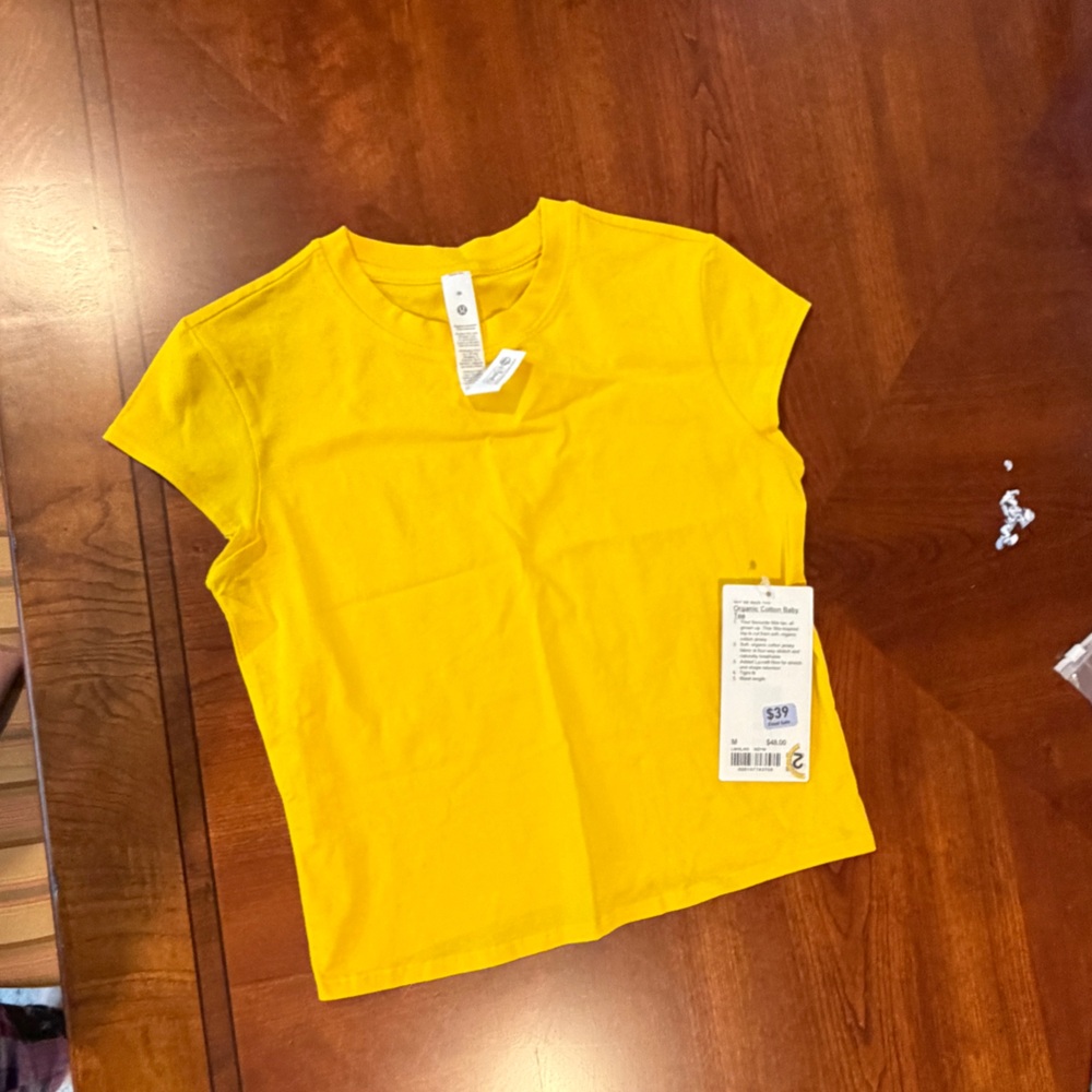Lululemon Organic Cotton Baby Tee Maize Yellow Medium NWT - Picture 8 of 9